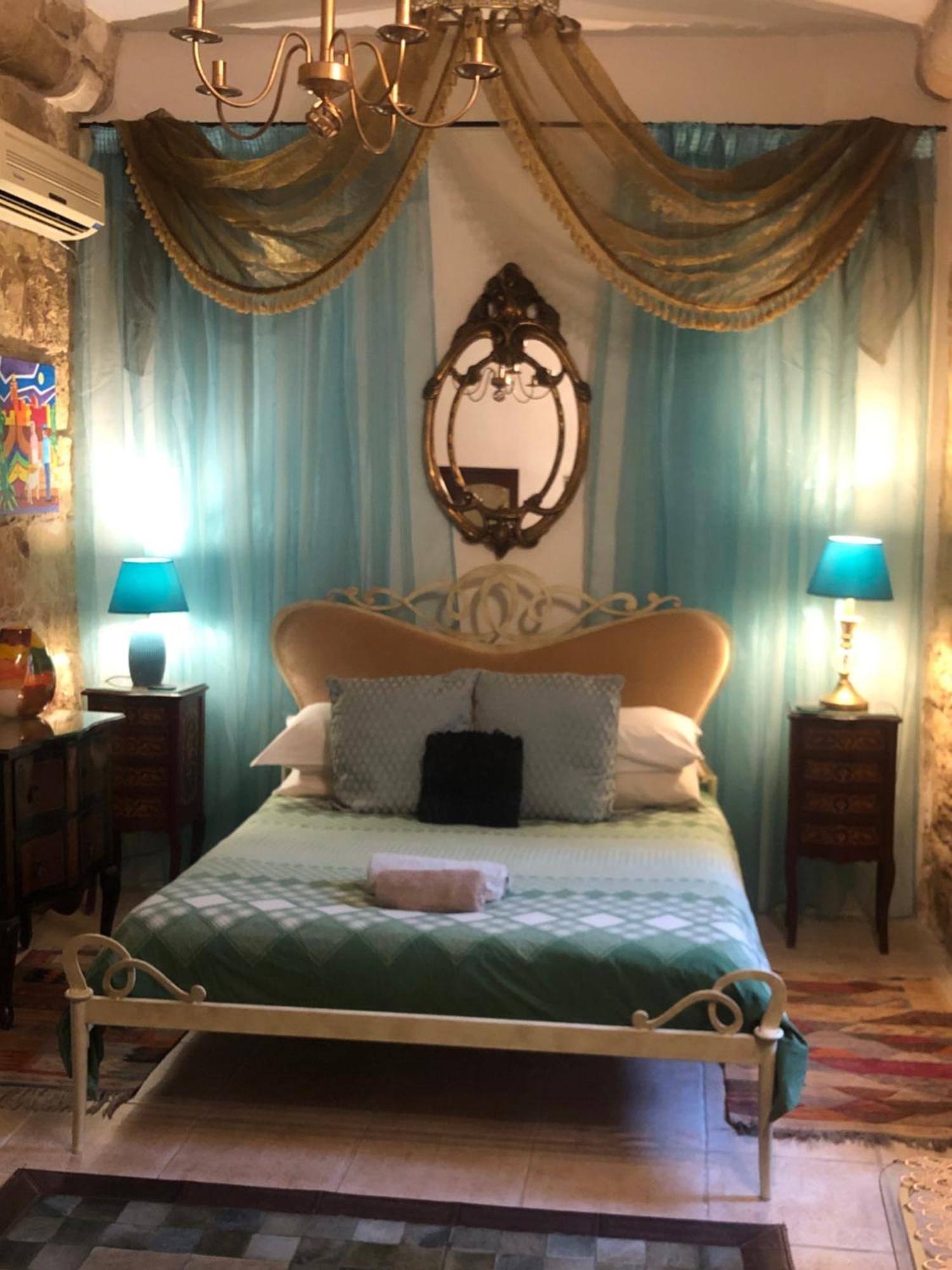 Knights In Malta Bed & Breakfast Naxxar Exterior photo